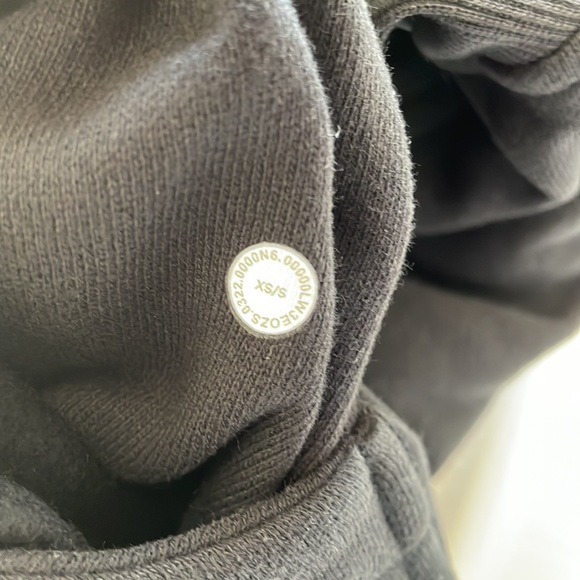 NWT Lululemon Scuba Oversized Full Zip Black Size XS/S - Picture 6 of 11